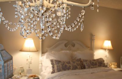 A guide to bedroom lighting with chandeliers