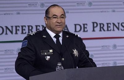 Destituyen a Comisionado Nacional de la Policía Federal