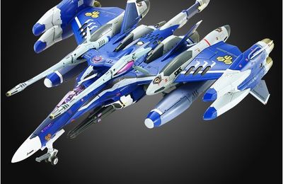 Macross F - VF-25G Tornado Messiah Valkyrie Michel Type