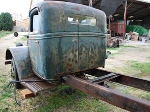 Crédit photos : A.Chaussade -carrosserie de la cabine élargie - moteur V 8 double filtre à air - 