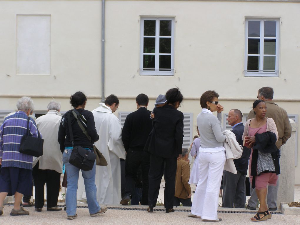 inauguration dde la maison diocésaine de St désert le 15 Mai 2011