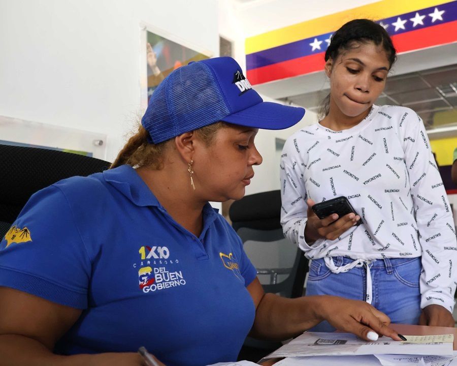 A solicitudes del 1x10 del Buen Gobierno se respondieron para favorecer a pobladores de Puerto Cabello