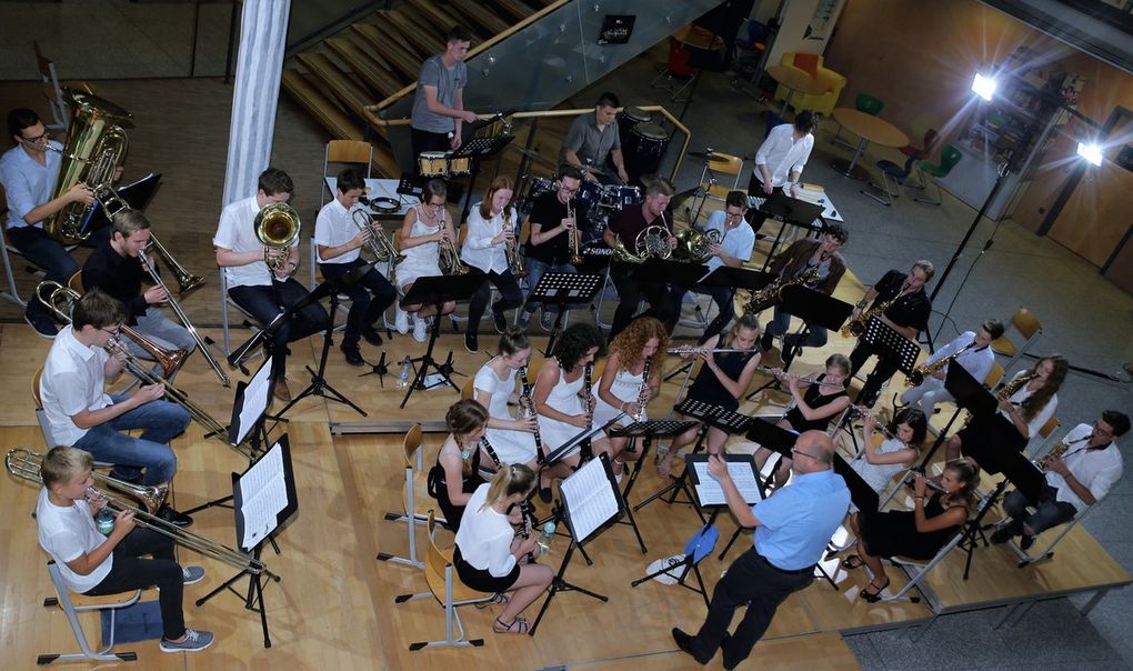 Beeindruckendes Konzert von Blas- und Streichorchester des Gymnasiums Veitshöchheim  