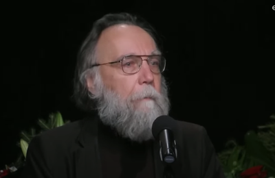 Au nom du Père...