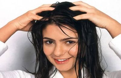 The importance of using a deep conditioning hair mask or treatment