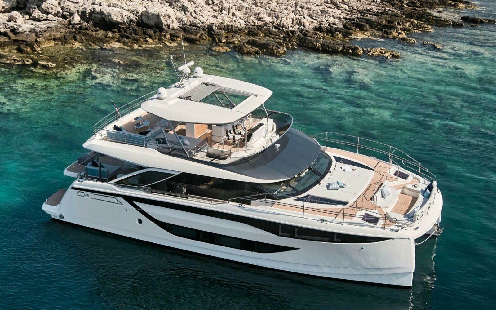 Prestige M8, a 65-foot motoryacht catamaran that's playing for