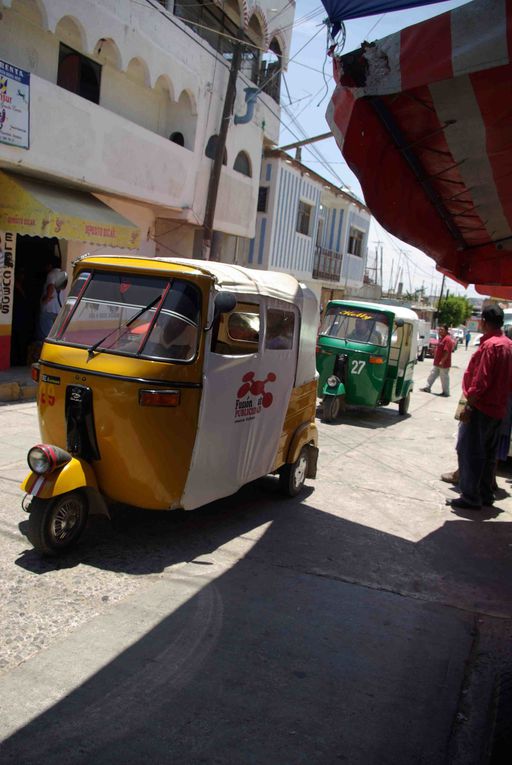 A une heure de bus de Oaxaca, immense marché indien le dimanche, tous nos sens sont en éveil!