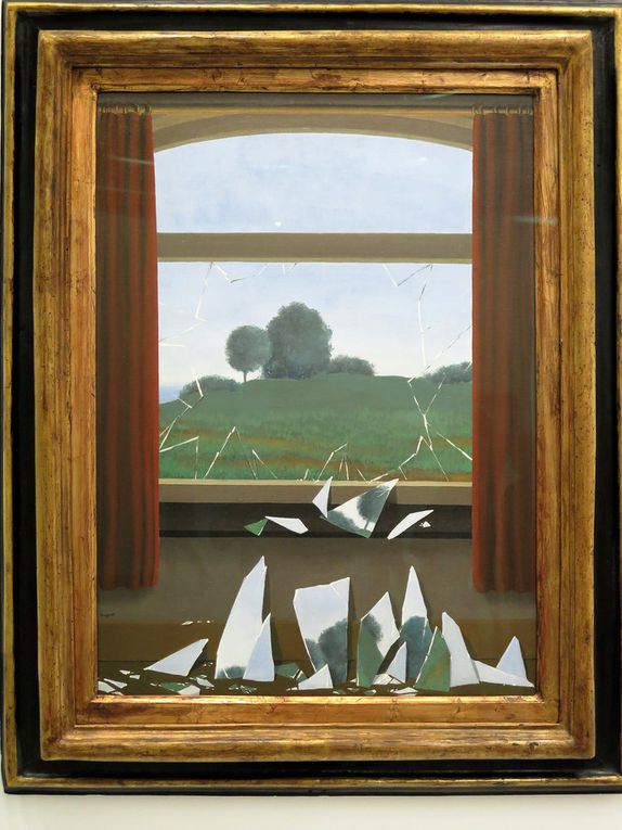 Magritte : la trahison des images