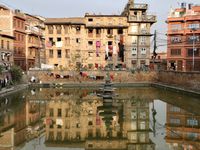 Se promener dans Bakhtapur c'est découvrir une ville incroyable de monuments et de bâtisses aussi belles les unes que les autres...c'est Durbar Square Khatmandu et Patan réunis, la quintessence de la beauté népalaise, un passé poli par le "beau" et une philosophie de l'existence pleine de véracité.