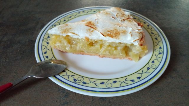 Tarte pommes bananes meringuée