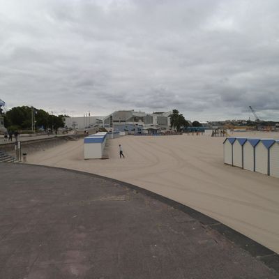 plage de Boulogne  / mer sous les nuages 