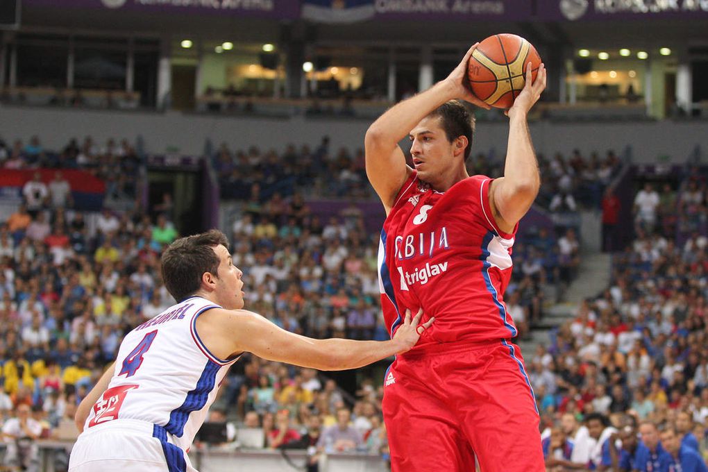 EuroBasket 2015: la France reçoit une claque en Serbie