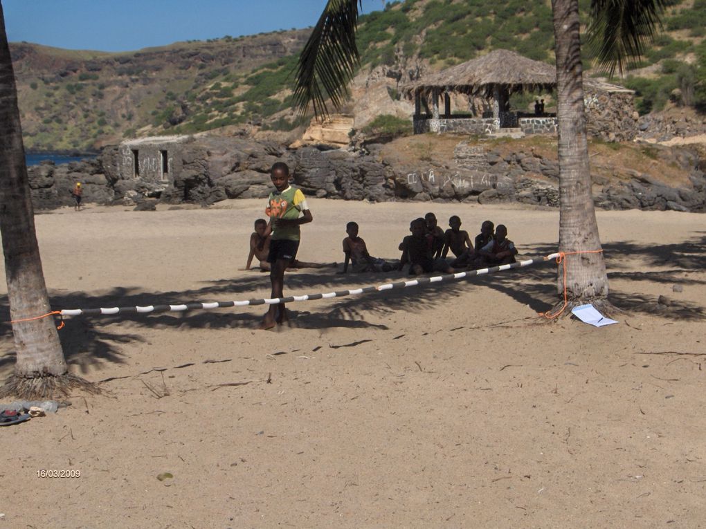 Initiation réalisée sur la plage de Tarrafal le samedi 20 novembre