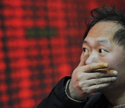 La Bourse de Shanghai s'effondre et entraîne les marchés européens 