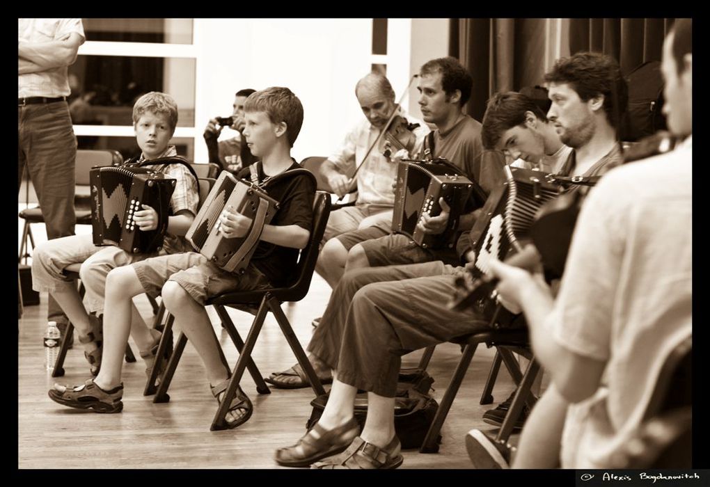 Album - Petits Ateliers du Trad à Luzy 2009