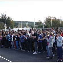 Saint André les Alpes : Au collège on chante "Voyage, voyage"...