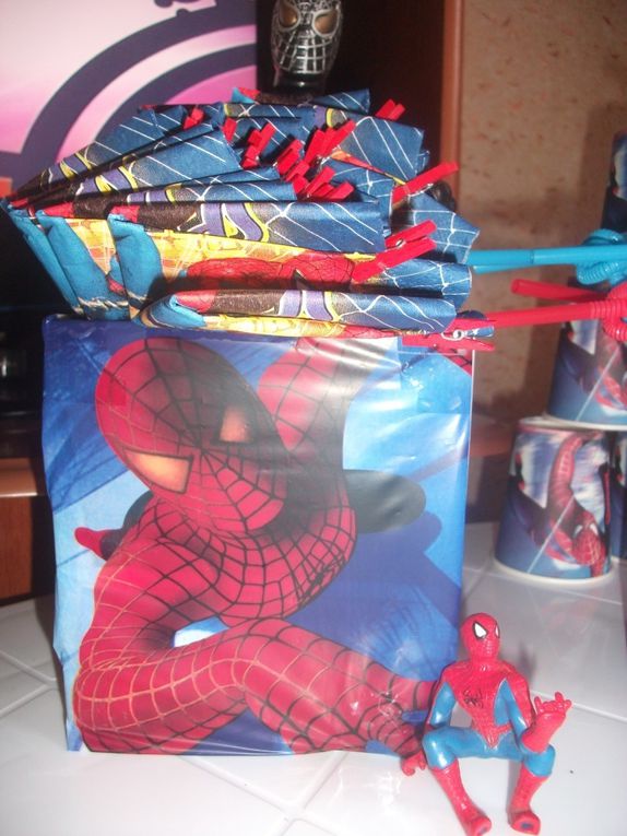 Album - Table Spiderman