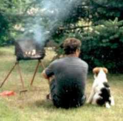 Le chien et le barbecue...!