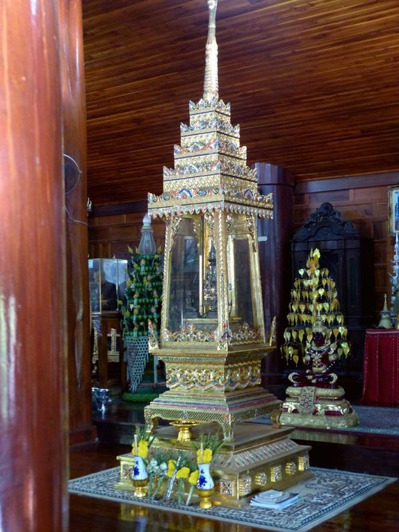 Wat Phut Wanaram ou Wat Nam Yen (Maha Sarakham)