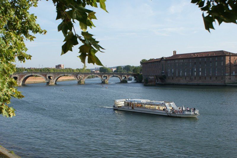 la Garonne en ville -Toulouse-