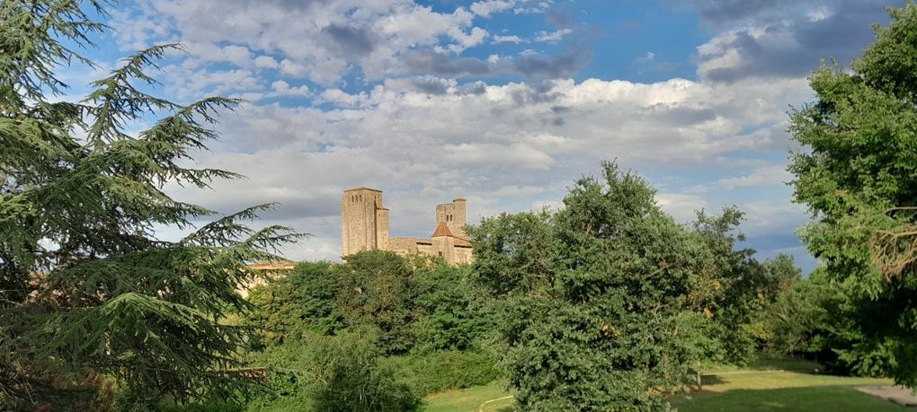 La Romieu, plus beau village de France 1. Le village