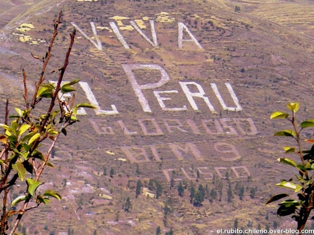 Superbe ville perchée à 3000 mètres d’altitudes. Des fêtes journalières, des touristes partout, des concerts dans les petits bars, le Cristo Blanco !