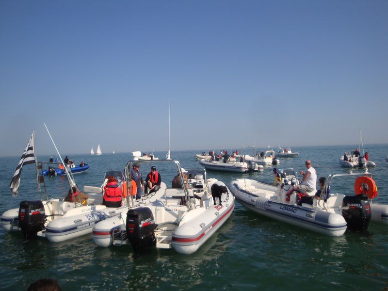 Album - Rassemblement-Pneuboat-Oleron-2011