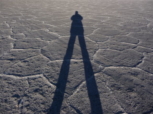 Seulement trois semaines passées dans cet étrange pays et des couleurs pleins les yeux à jamais. Le merveilleux Salar d'Uyuni, la très haute Potosi et la douce Sucre où nous nous sommes mis sérieusement à l'espagnol. 