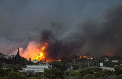 La Grèce en feu, pourquoi ?