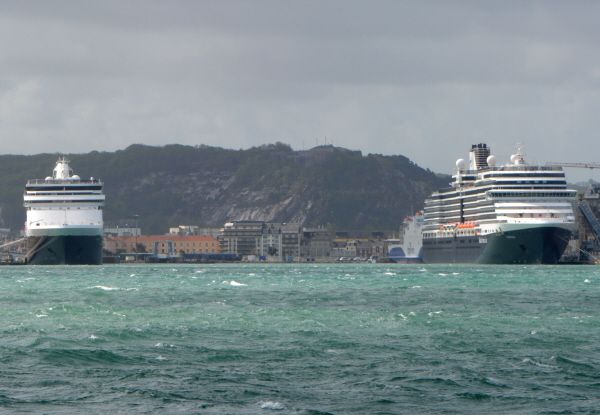 Les paquebots et ferries le 5 mai