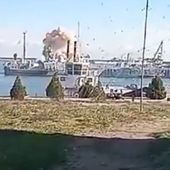 VIDÉO. Guerre en Ukraine : une base navale du Daghestan frappée pour la première fois, deux navires lance-missiles russes détruits par une attaque de drones ukrainiens à 1 000 km du front