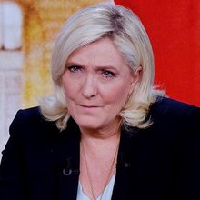 Marine Le Pen vendue à Poutine