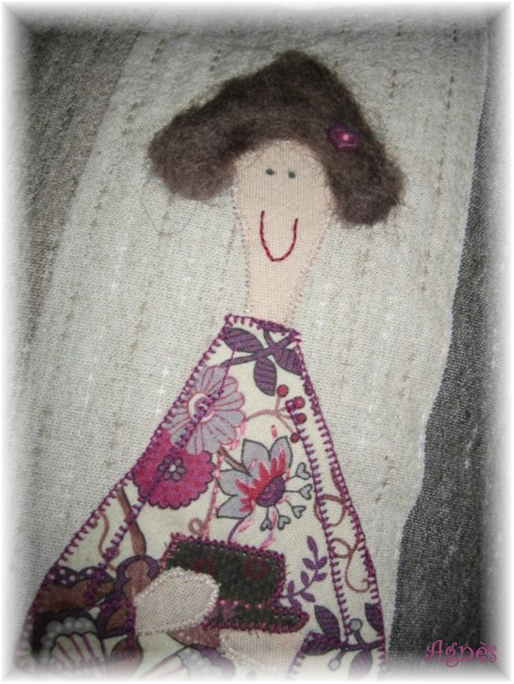 Avec Agnès, nous nous sommes lancées un défi pour 2010 : réaliser chaque mois un coussin avec une des grilles d'Annie Downs de Hatched and Patched.