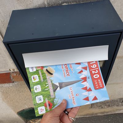 Distribution du livret programme