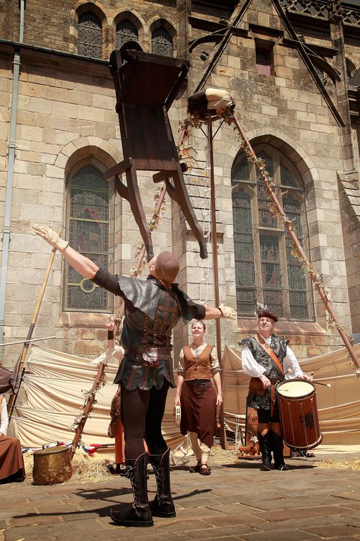 Fête Médiévale de Guerande 2011  fete medievale de guerande spectacle et défilé