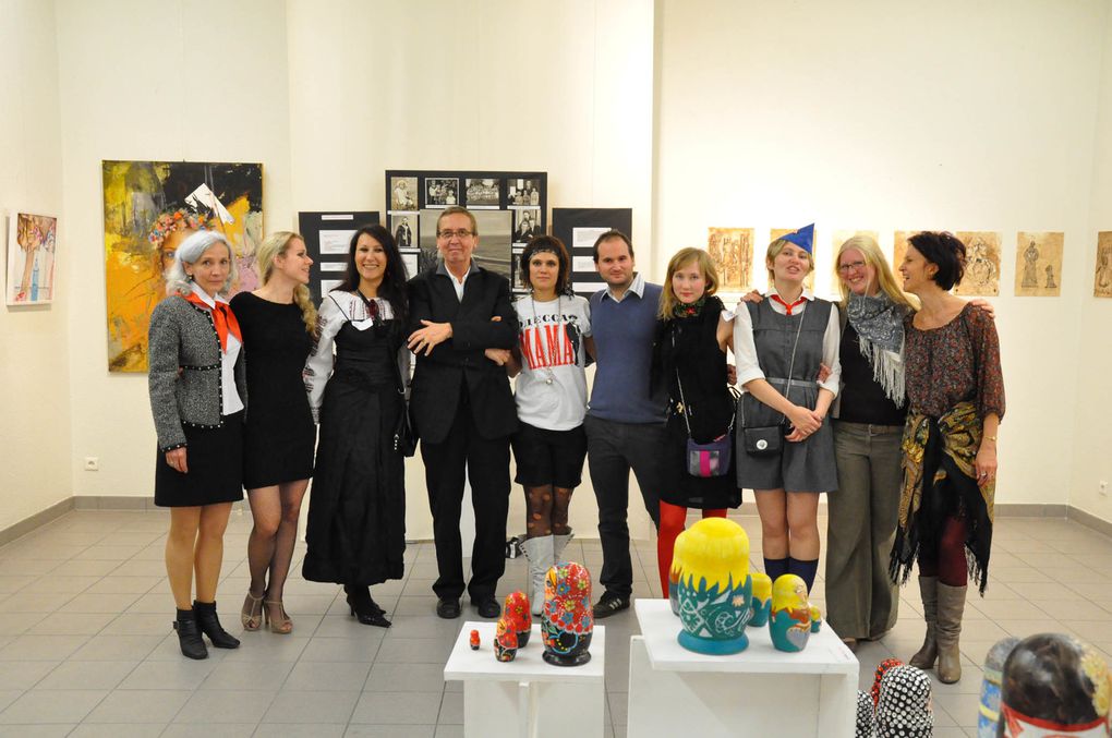 Album - accrochage &amp; vernissage de &quot;mythe de la femme russe&quot;