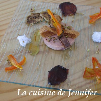 Foie gras au pain d'épice croquant de pistache et ses légumes glacés