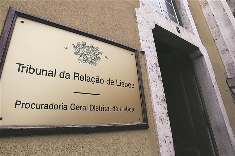 Un tribunal portugais juge que les tests PCR sont &quot;peu fiables&quot; et que les quarantaines sont &quot;illégales. Black-out dans les médias (Off Guardian)