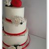 wedding cake rouge et blanc et roses en pate a sucre / gumpaste