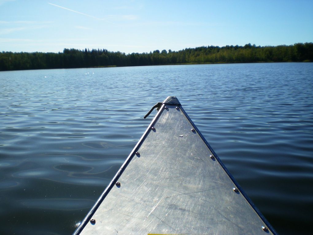 Une journée ensoleillée en canoë, sur un magnifique lac suédois.(19/09/09)