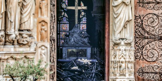 Important : Une messe sera célébrée à Notre-Dame à la mi-juin, la première depuis l’incendie