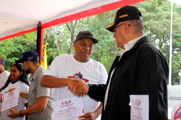 En Campo Carabobo reconocieron formación de 400 jefes de comunidad del Distrito Capital 