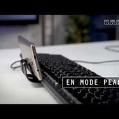 SUPPORT SMARTPHONE POUR CLAVIER PC - pour gardez un oeil sur son mobile au bureau - [PEARLTV.FR]