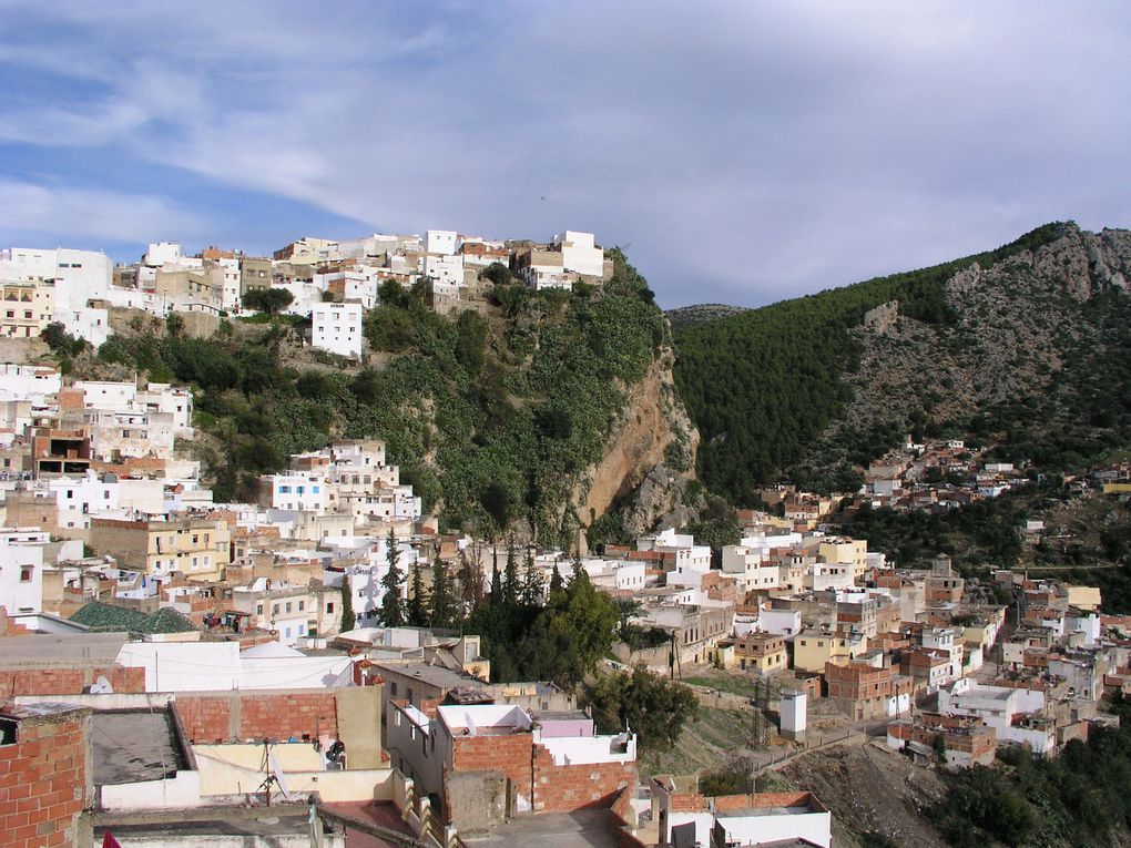 la ville de moulay idriss zerhoun une histoire d un apys d une société d une culture