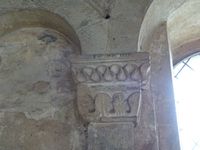 Trier-Trêves-Porta-nigra-détails d'arches-colonnes-murs intérieurs, Cl. FrancePoulain+NiclolasWasylyszyn-2016