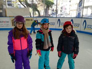 pour accompagner Niobé à sa sortie scolaire à la patinoire