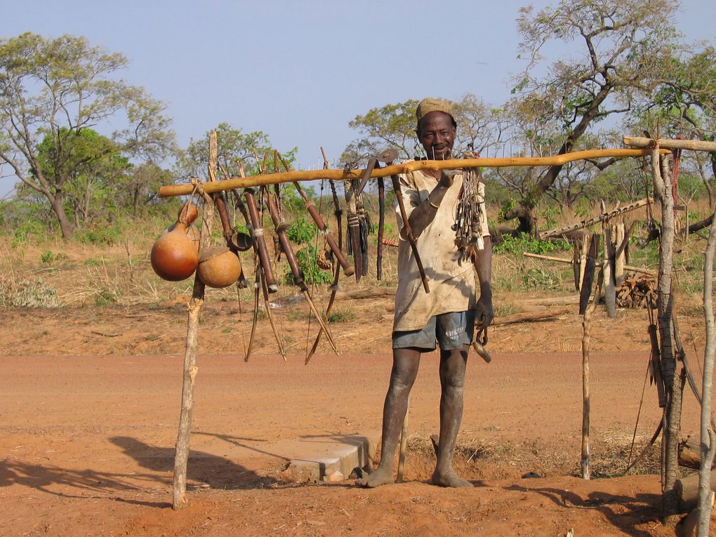 un petit pays africain mais qui est représentatif de tout ce que nous pouvons rencontrer en Afrique ocidentale