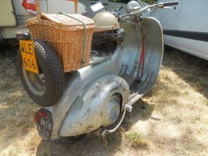 UNE SACRÉE POINTURE, LA VESPA FÊTE SES 70 ANS !!