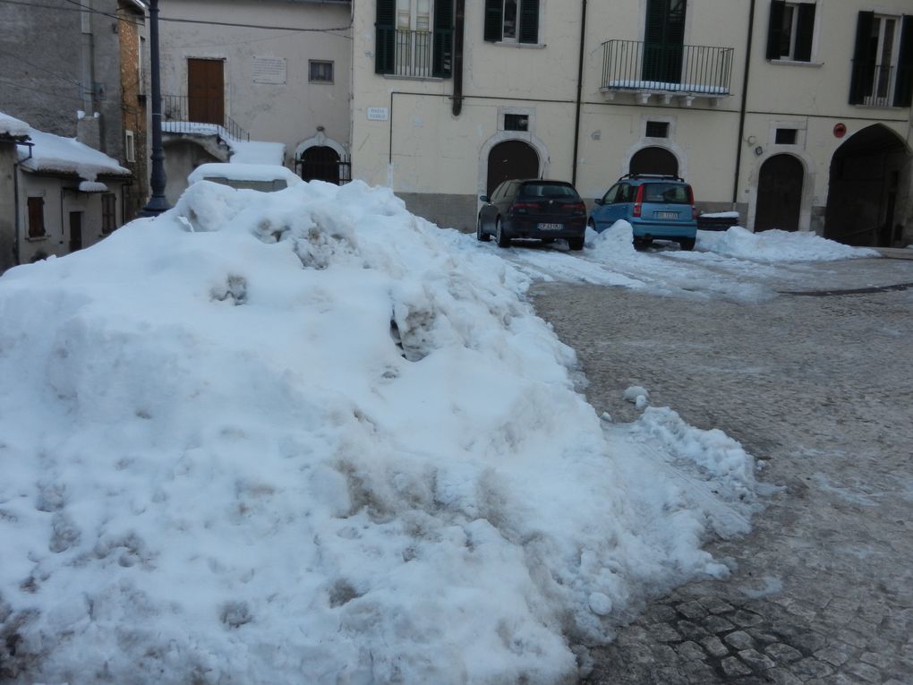 Qualche foto del paese e dei paesaggi
Quelque foto du village et des paysages