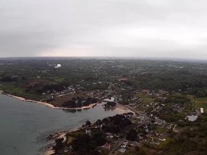 Île Grande et île Aval - (Images tirées de la vidéo Mobius)